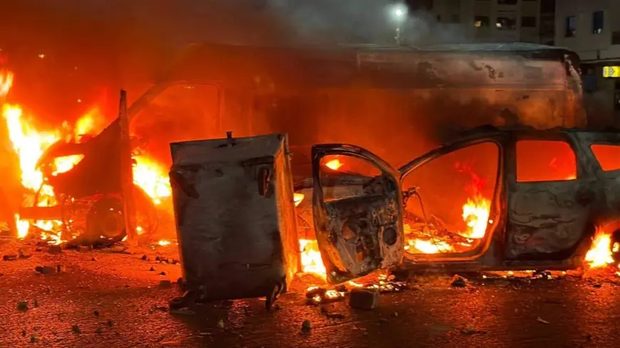 أمن الناظور يوقف مشتبها فيه بإحراق سيارة عمومية خلال أحداث مليلية